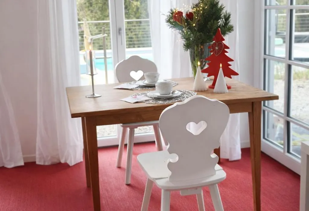 Landhaus Am Plattenbichl - Luxus Apartment mit Privat-Pool und Sauna-1